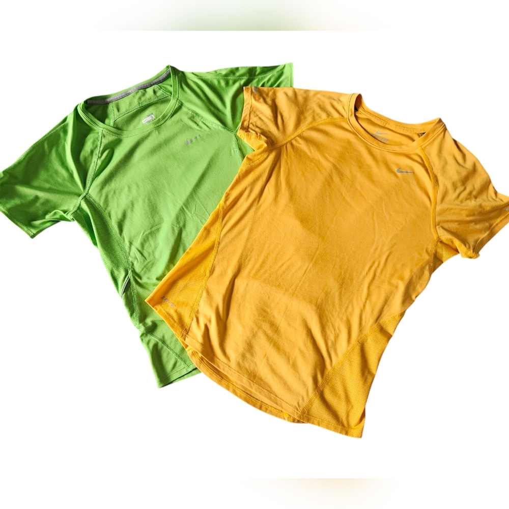 2x Nike Dri-fit S running t shirt tops Wmn's small Workout